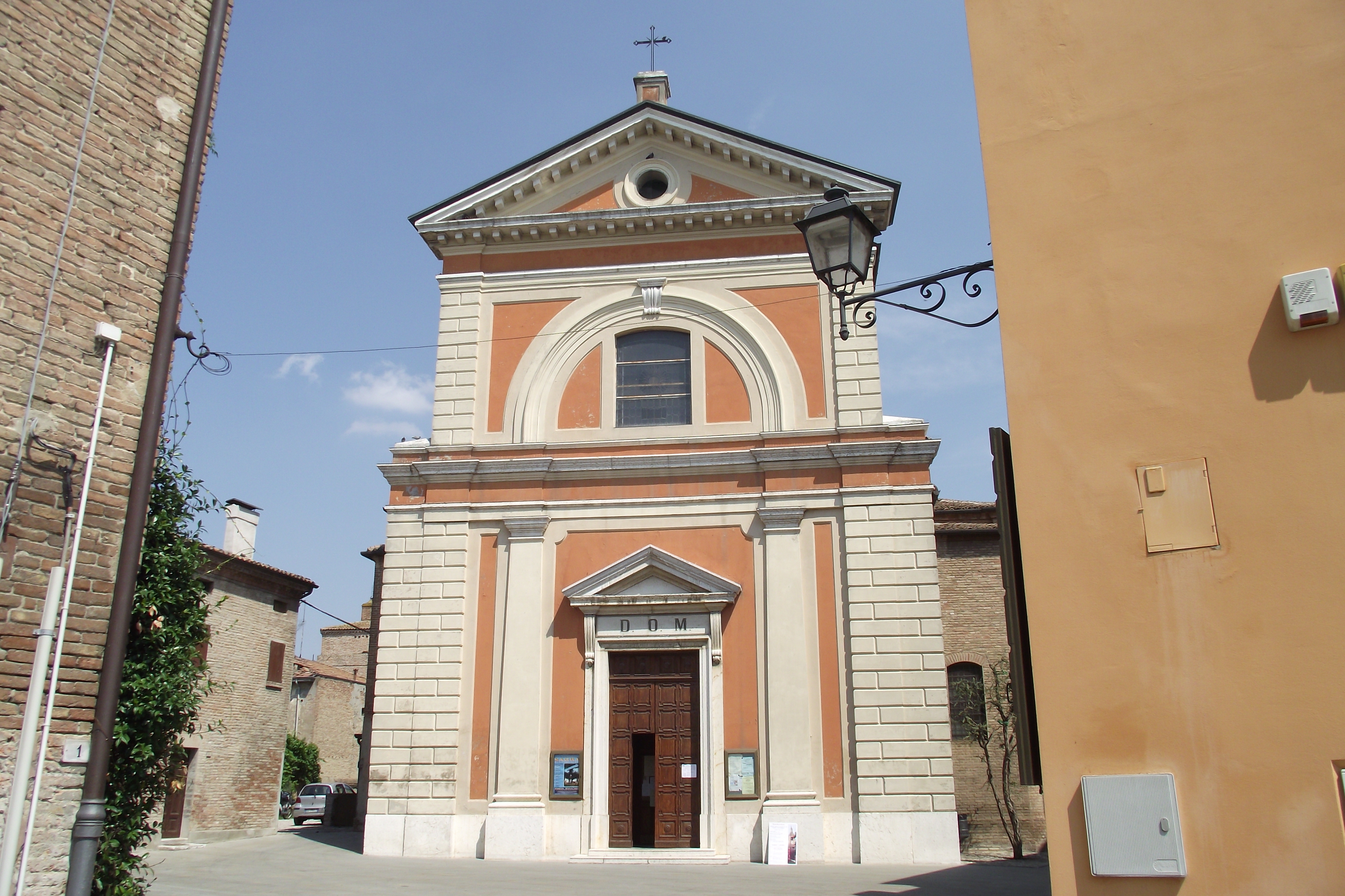 foto: https://upload.wikimedia.org/wikipedia/commons/6/6d/Scorcio_della_Chiesa_Parrocchiale_di_San_Felice_Vescovo_Martire.JPG